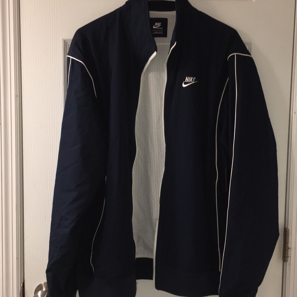 Navy Blue Men’s Nike Jacket/ Windbreaker